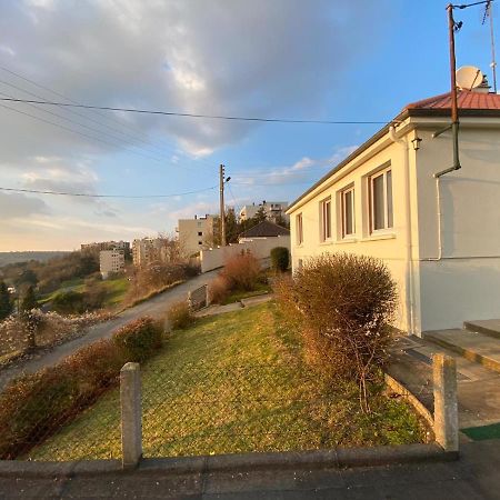 Maison Entiere Avec Jardin Et Une Belle Vue إفرو المظهر الخارجي الصورة
